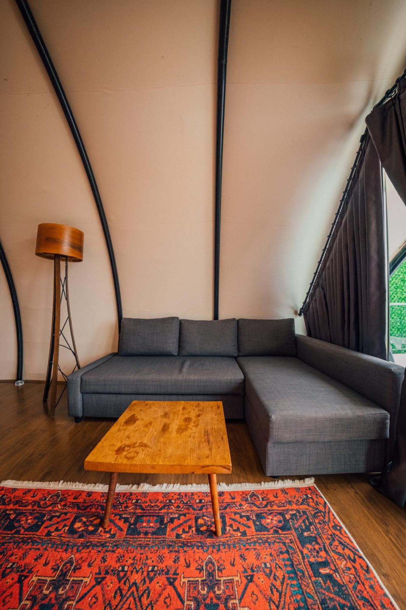 Snail House Sapanca Bed & Breakfast Ngoại thất bức ảnh