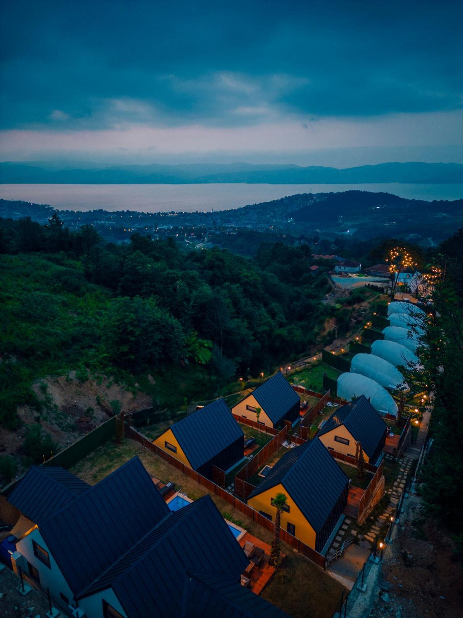Snail House Sapanca Bed & Breakfast Ngoại thất bức ảnh