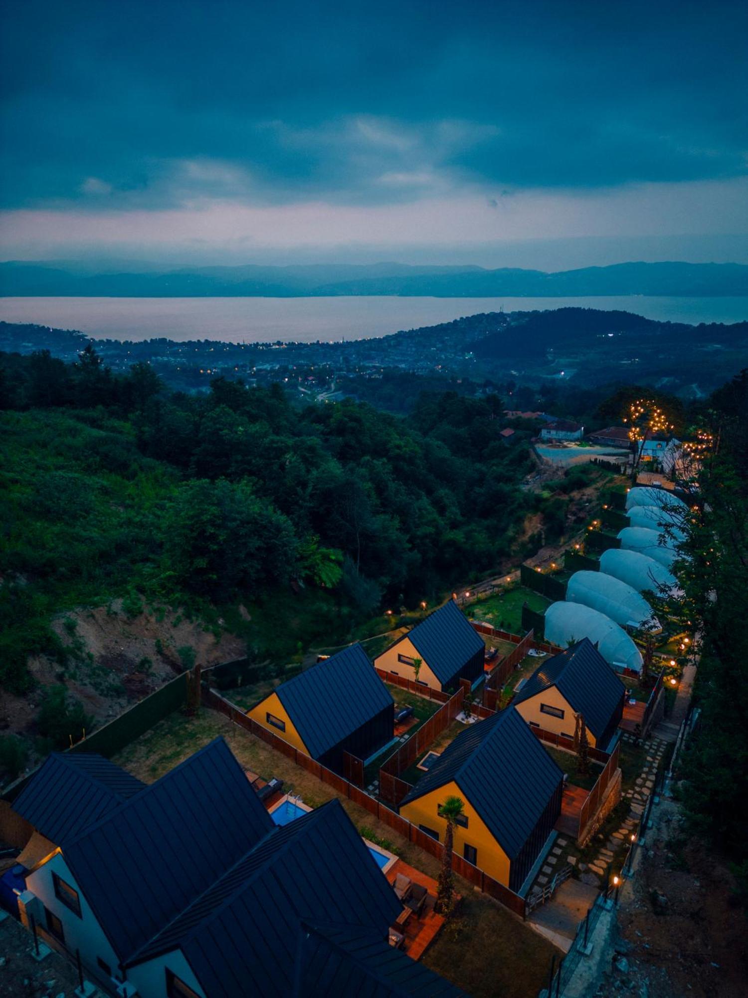 Snail House Sapanca Bed & Breakfast Ngoại thất bức ảnh